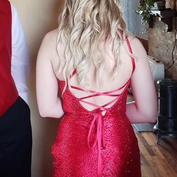 Prom Dress - Picture 8 of 9